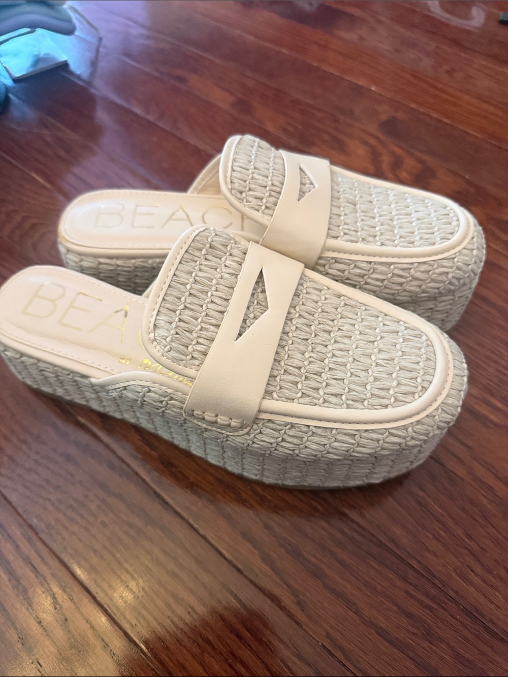 BEACHLUNCHLOUNGE Cream Woven Platform Mules